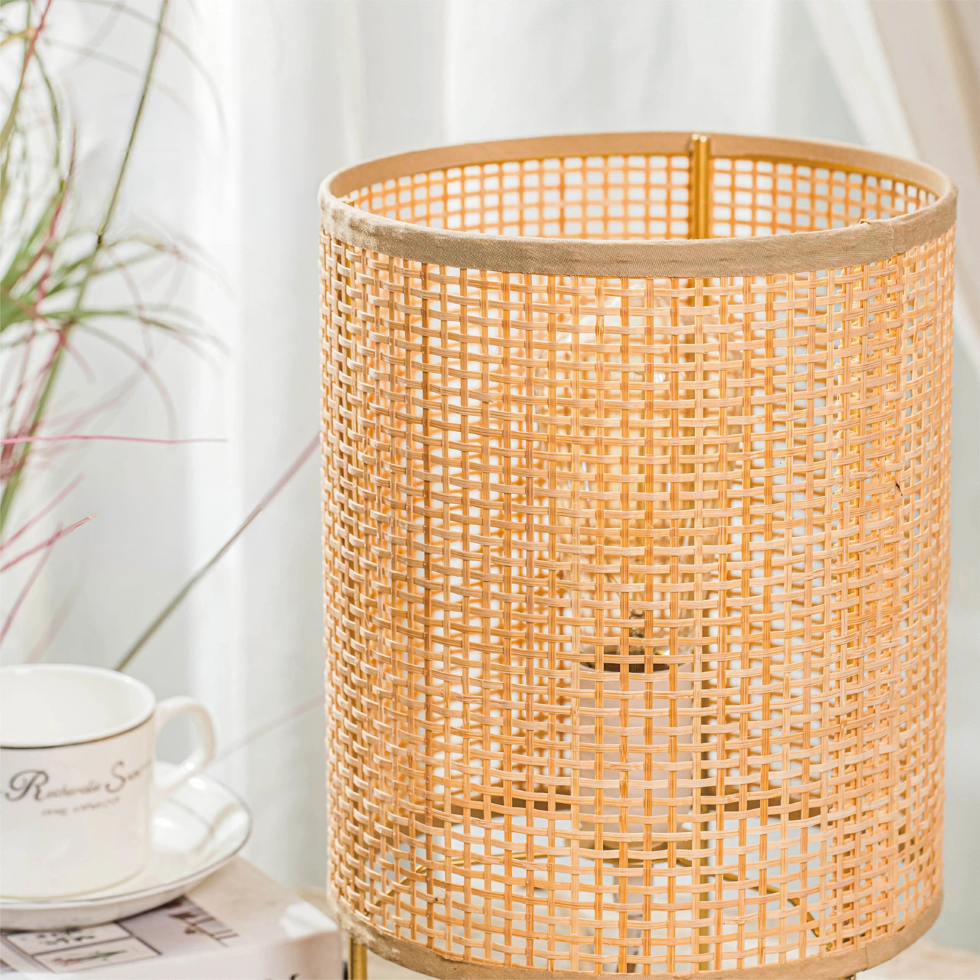 Lampe de Chevet Rotin